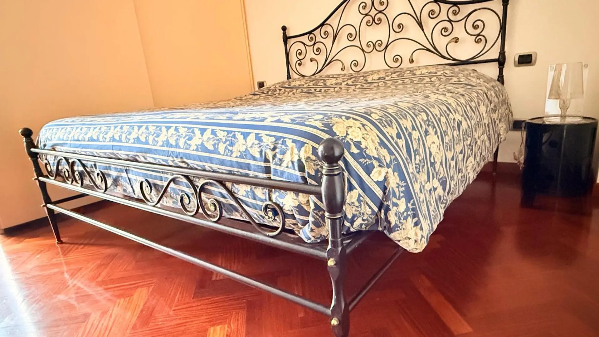 Brand New Apartment Near City Center Μιλάνο